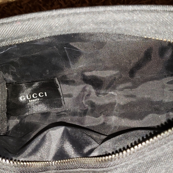 Gucci Cosmetics bag Authentic - Picture 8 of 9
